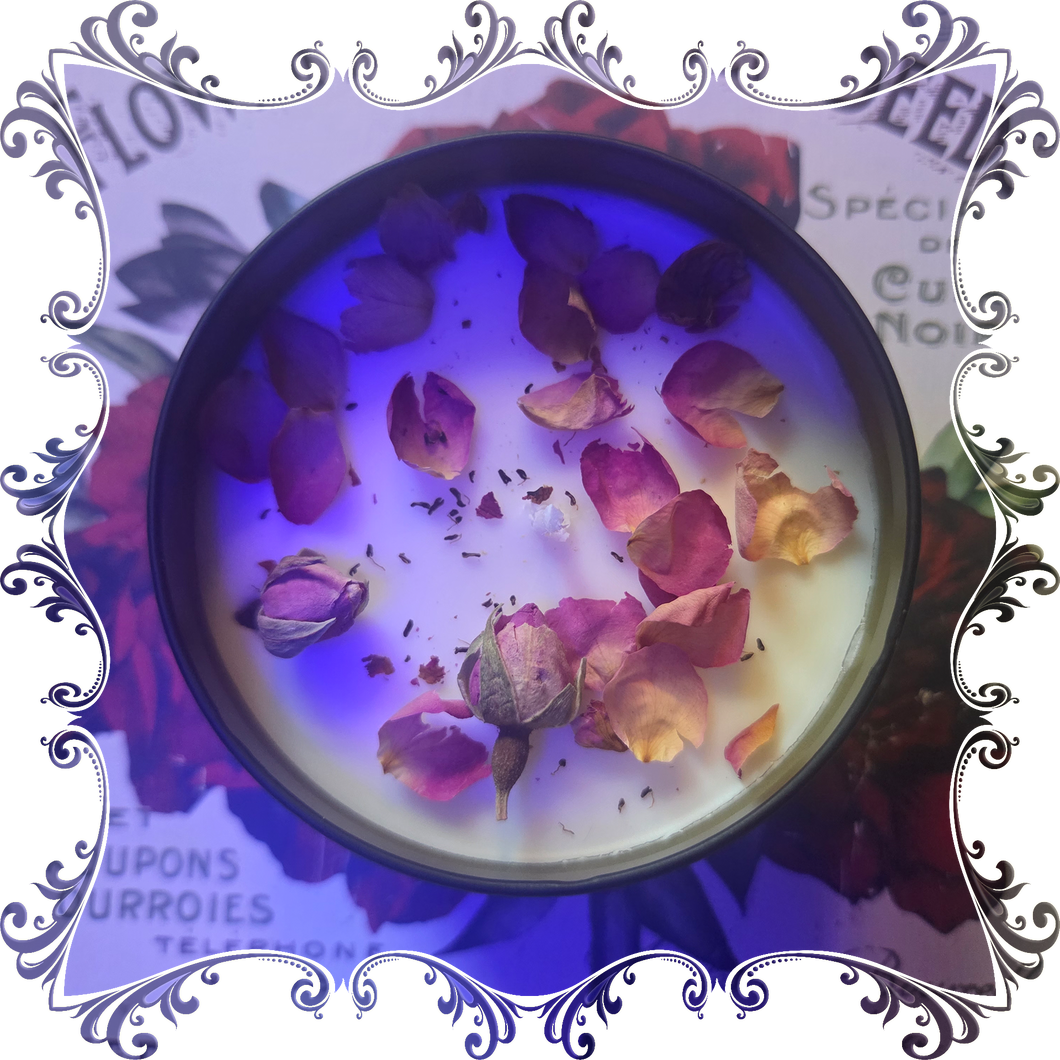 Rose Queen Candle
